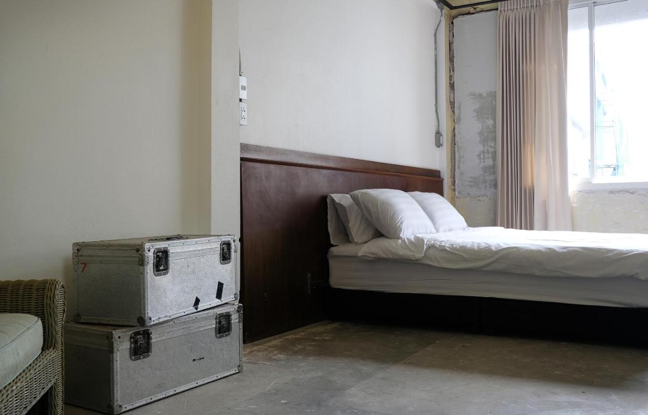 Ep1 Shophouse Hotell Bangkok Eksteriør bilde