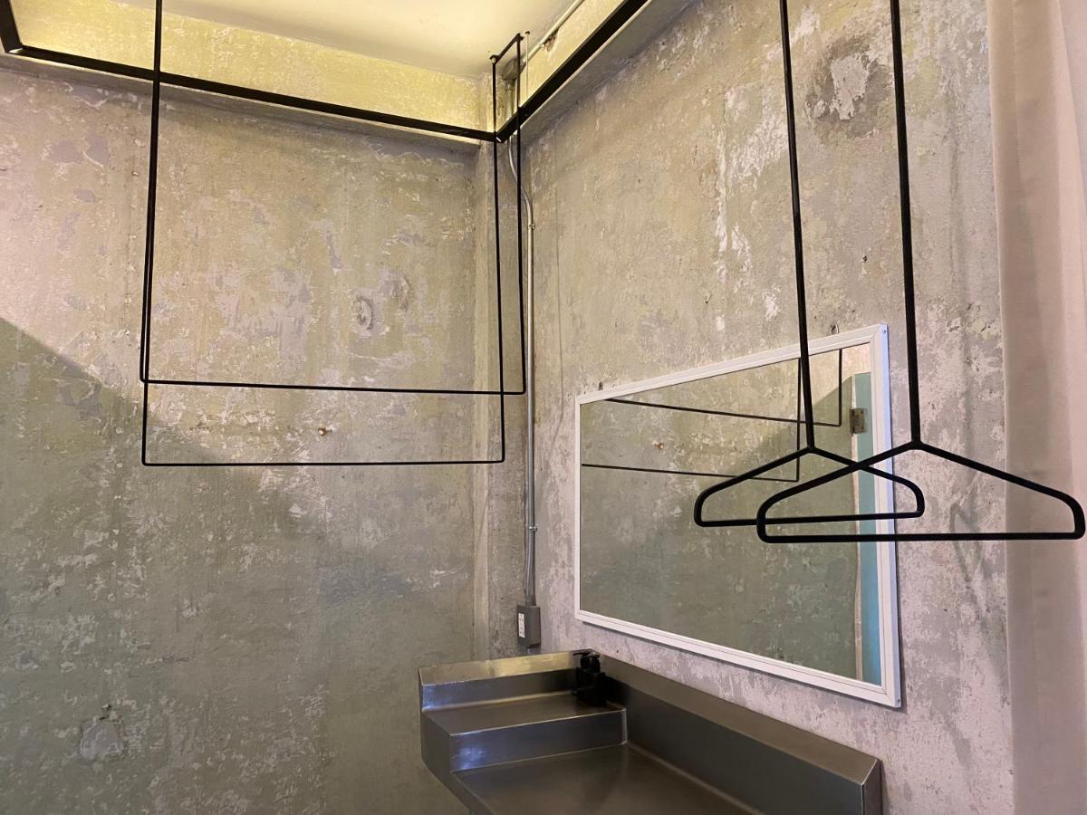 Ep1 Shophouse Hotell Bangkok Eksteriør bilde